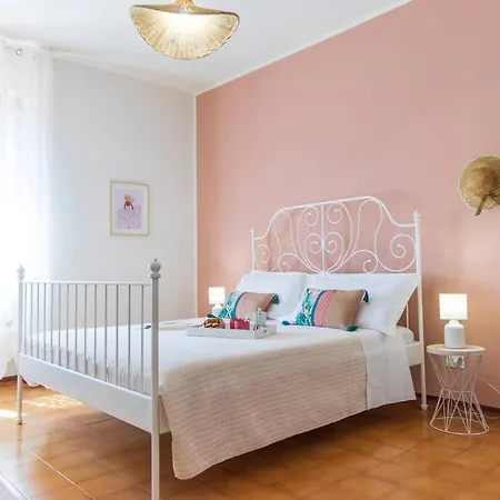 Апартаменты Leccino Primo Piano By Yohome *