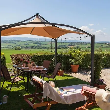 アパート Leccino Primo Piano By Yohome Fiorenzuola di Focara