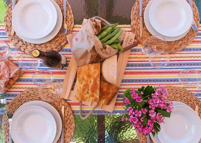 Leccino Primo Piano By Yohome Fiorenzuola di Focara